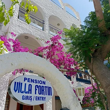 ゲストハウス Fortin